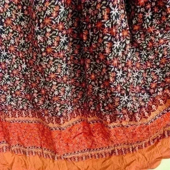 BOHEMIAN Vibe Floral Midi - Picture 3 of 4